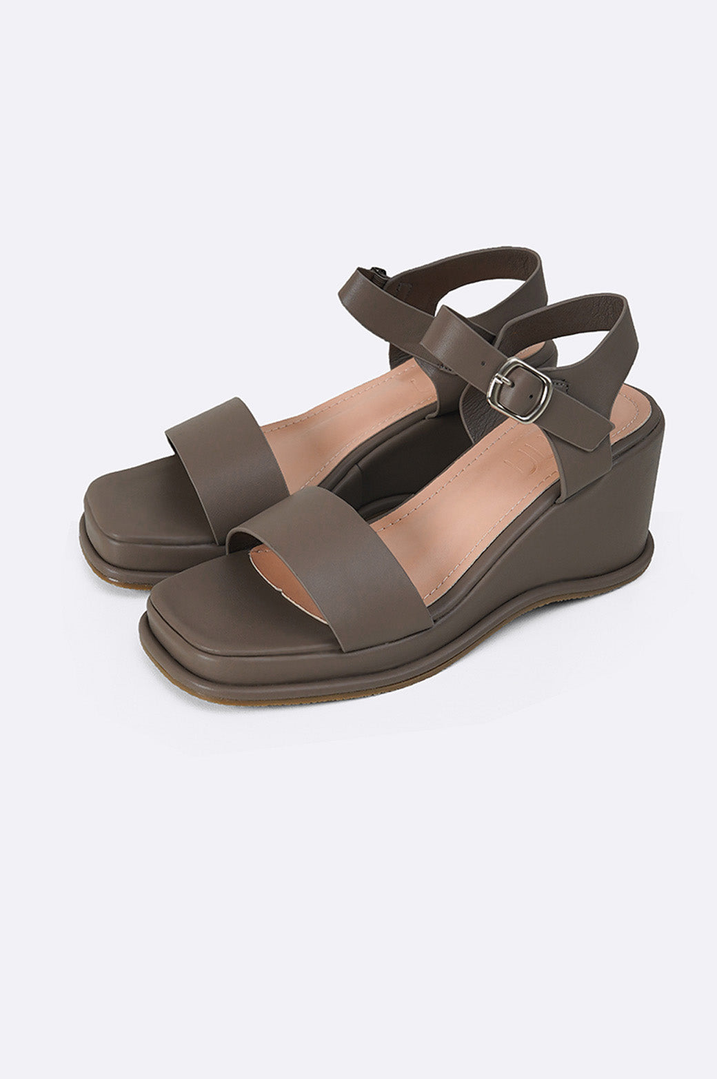 WEDGE MAMA SANDALS